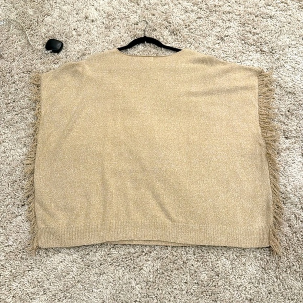 Johnny Was 4 Life and Liberty. Typically unique. Size S. Silk blend top. - Picture 7 of 10